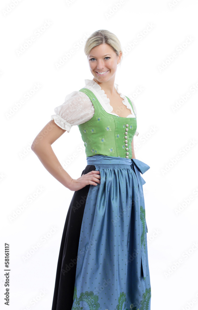 Hübsche Frau im Dirndl