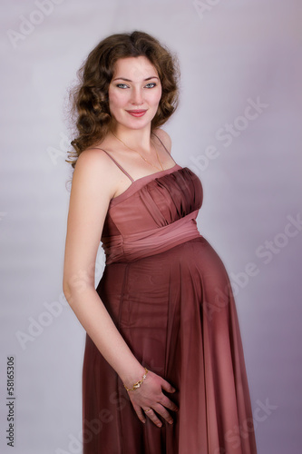 Portrait of a beautiful pregnant young woman © yevgeniya131988