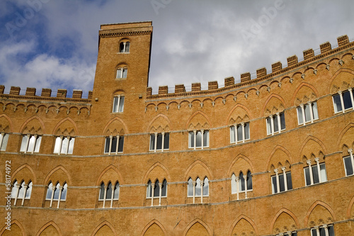 palazzo sansedoni a siena photo