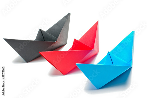 Free Download 3 origami ships - GFXLoad