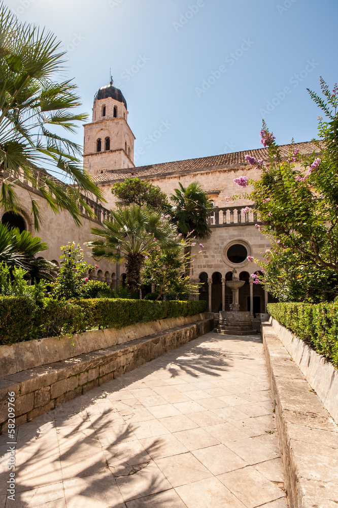 Fototapeta premium Cloitre du monastère Franciscain, Dubrovnik