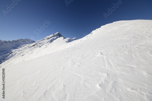 Candid off-piste ski slope © fabio lamanna