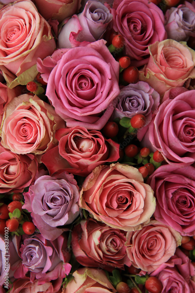 Pastel roses wedding arrangement Pastel roses wedding arrangement