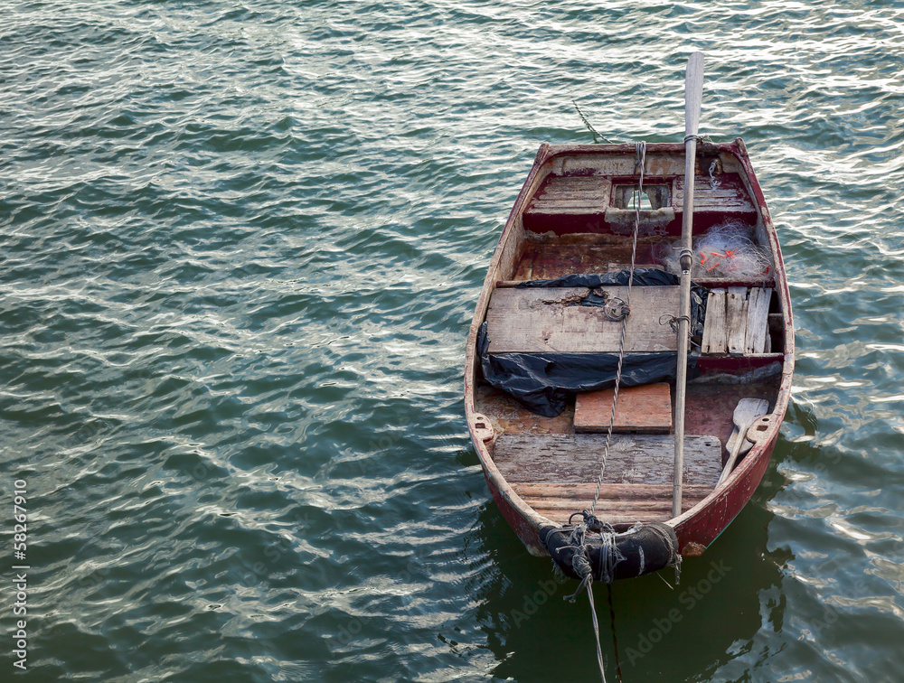 Obraz premium Fishing boat at the pier