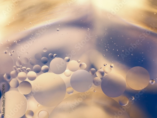 Abstraction with bubbles
