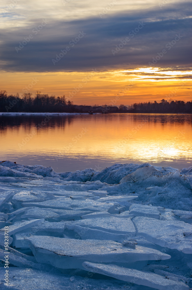 Sunset on the icy shore.