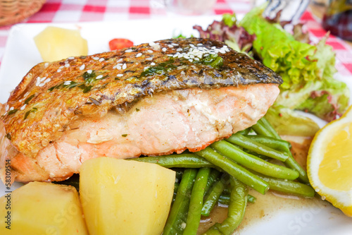 grilled salmon with sauce