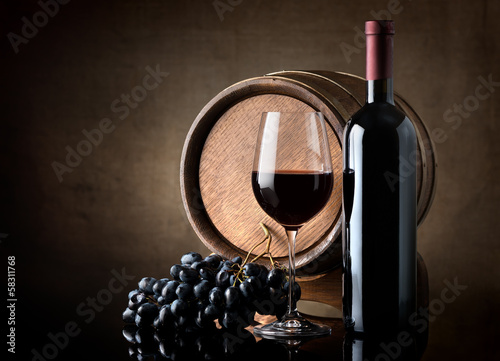 Wine and barrel
