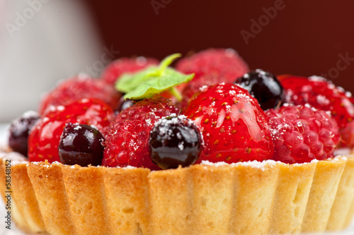 Cake with fresh berries