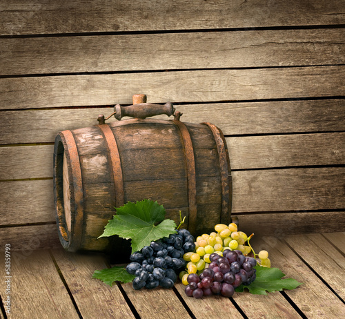 grape and  barrel