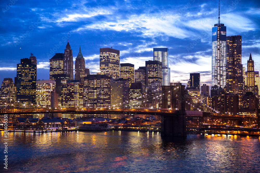 Naklejka premium Panoramę Nowego Jorku Brooklyn Bridge w centrum miasta
