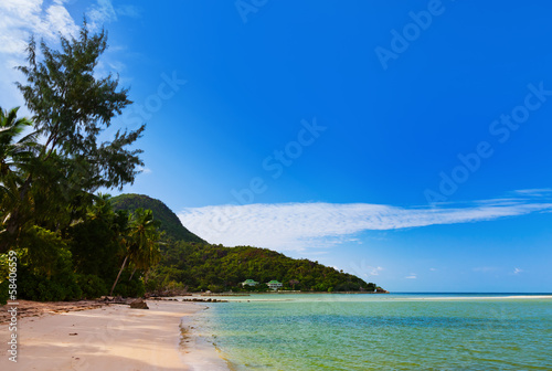 Fototapeta Naklejka Na Ścianę i Meble -  Tropical beach at Seychelles