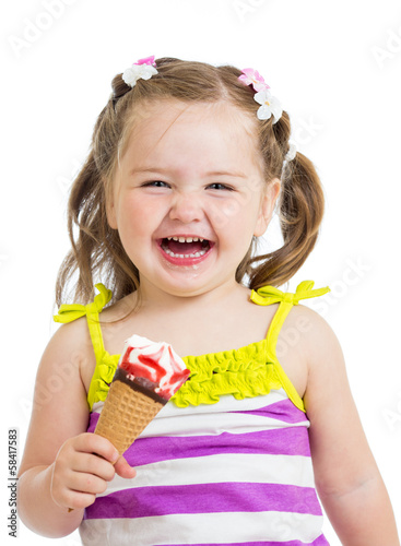 smiling kid girl eating ice...