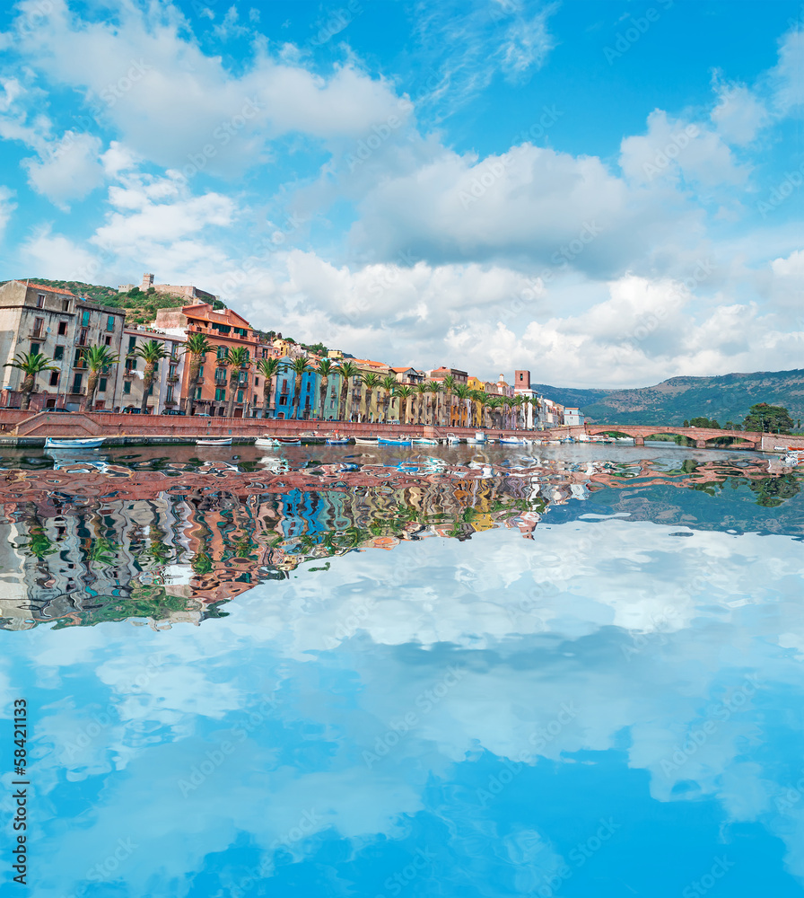 Fototapeta premium riverfront reflection