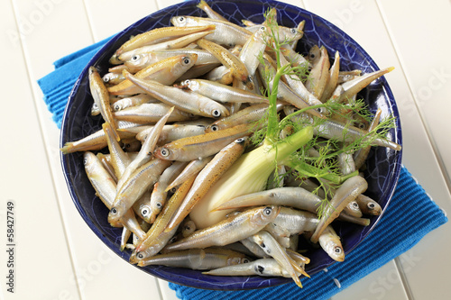 Canvas-taulu Bowl of fresh sprats