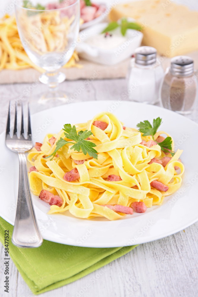 pasta carbonara