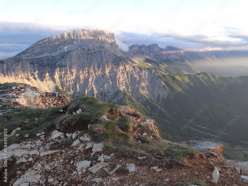 Aube sur le Grand Veymont, depuis le Mont Aiguille - Vercors