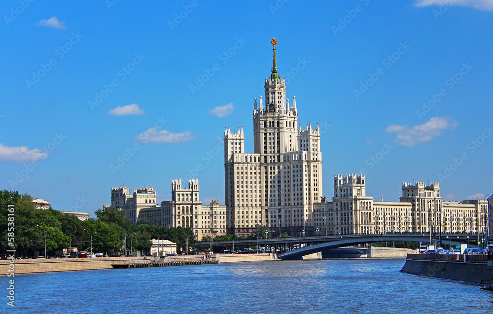 Obraz premium Stalin's Empire style building in Moscow