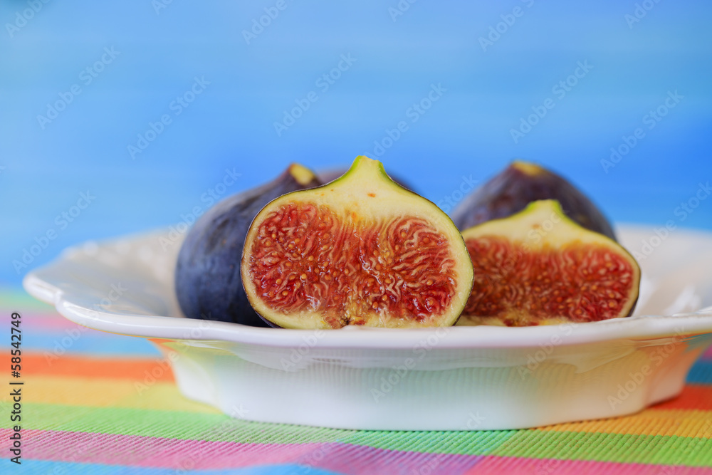 Ripe fig fruits Ripe fig fruits