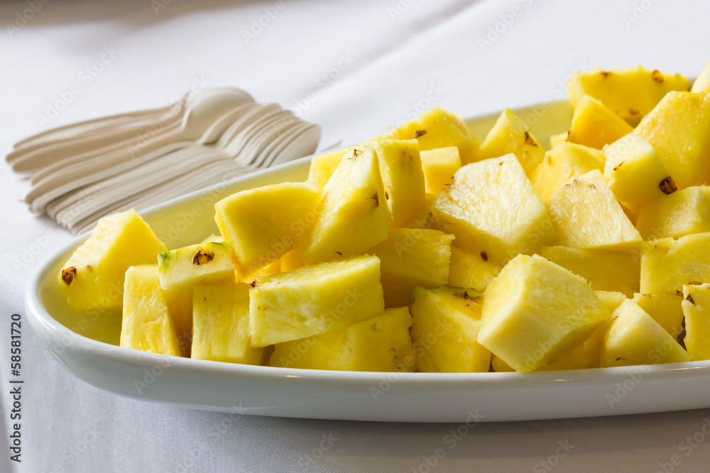 pineapple pineapple