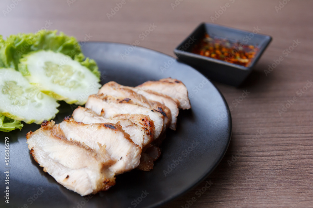 grilled pork neck with spicy sauce