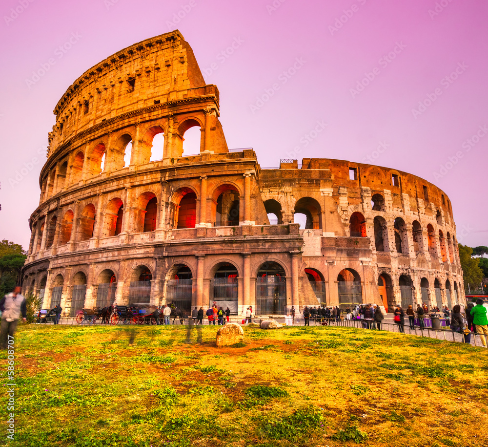Wunschmotiv: The Majestic Coliseum, Rome, Italy. #58608707