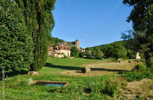 France, picturesque village of Saint Amand de Coly photo