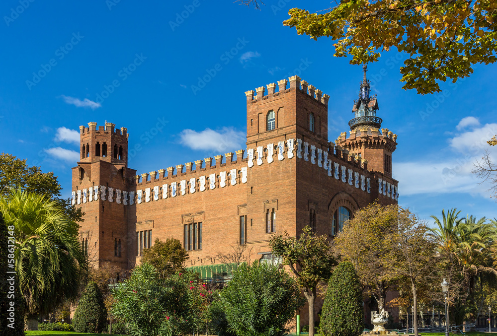 Obraz premium Castle of the Three Dragons in Barcelona - Spain