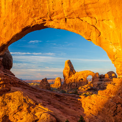 Fotobehang Natuurpark Turret Arch in Arches park  © f11photo