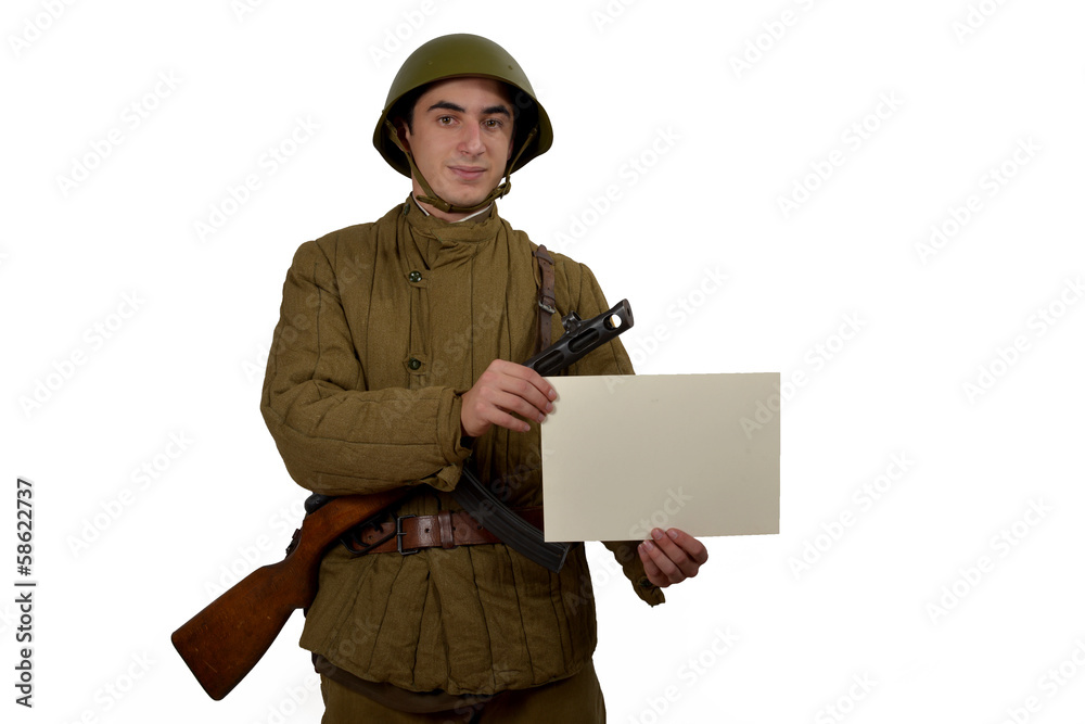jeune soldat sovietique montre une pancarte jeune soldat sovietique montre une pancarte