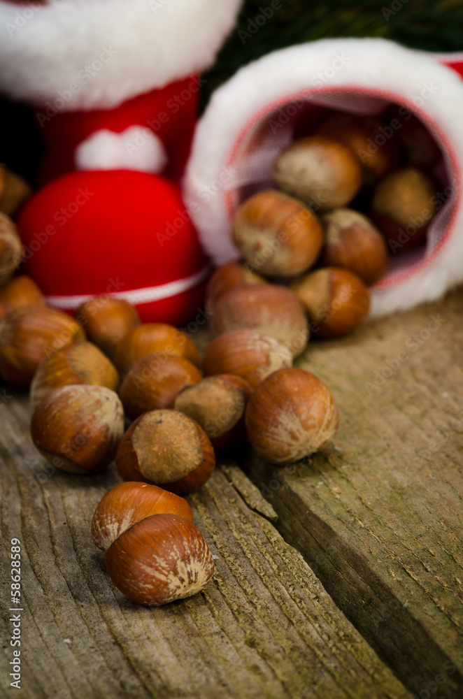 Obraz premium weihnachtliche nussdekoration
