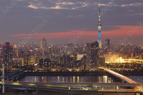 Tokyo Sky Tree © torsakarin
