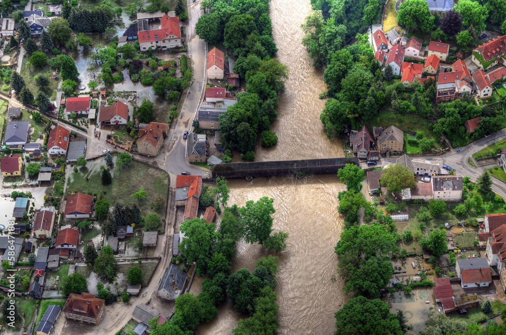 Wünschendorf Holzbrücke Hochwasser