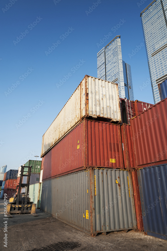 Fototapeta premium Cargo in Port of Hong Kong