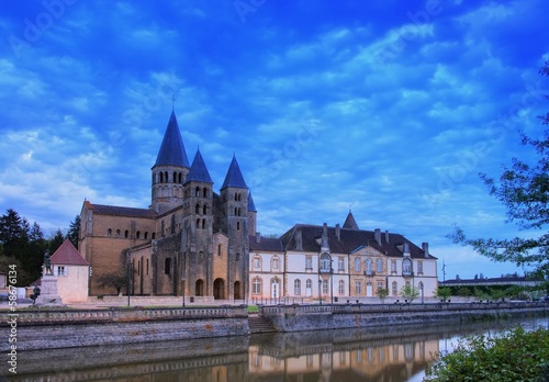 Paray-le-Monial Sacre-Coeur 13