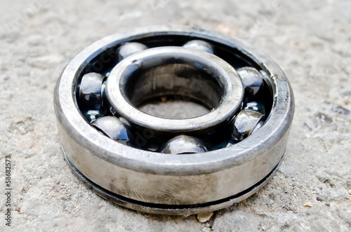 Worn bearing