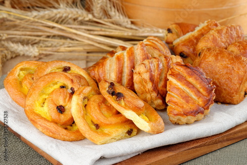 Canvas-taulu Selection of freshly made pastries served for breakfast