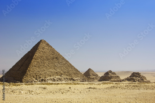 The Pyramid of Menkaure and  queens  pyramids