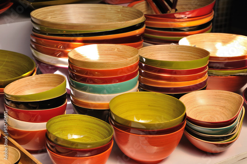 Many color and size wooden bowl