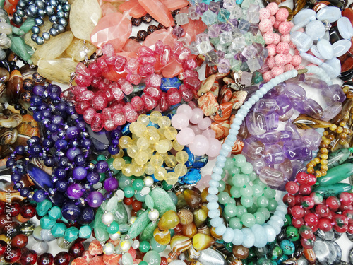 Obraz na płótnie semigem crystals beads jewellery w salonie
