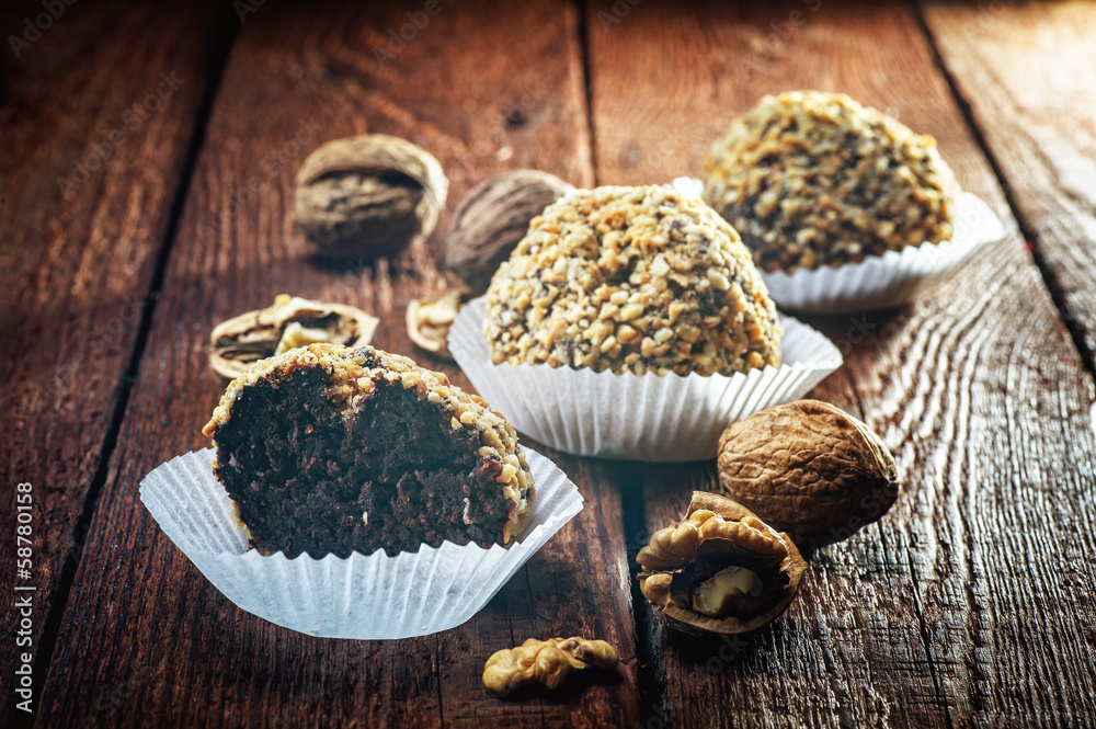 muffin with nuts muffin with nuts