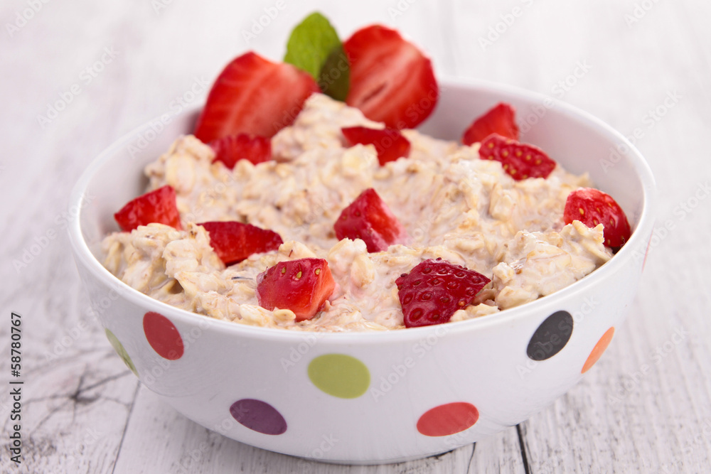 oatmeal and strawberry oatmeal and strawberry