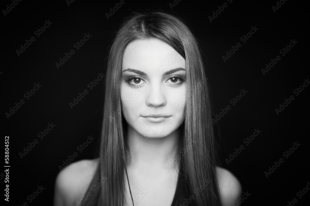 Fototapeta premium Black-and-white beauty