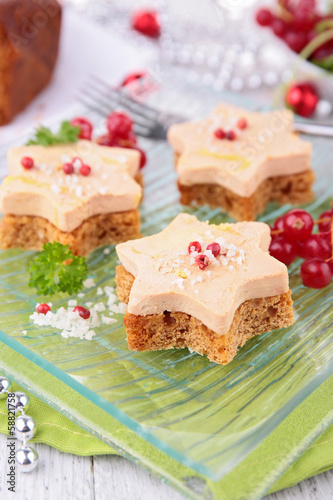 Wallpaper Mural canape, bread and meat Torontodigital.ca