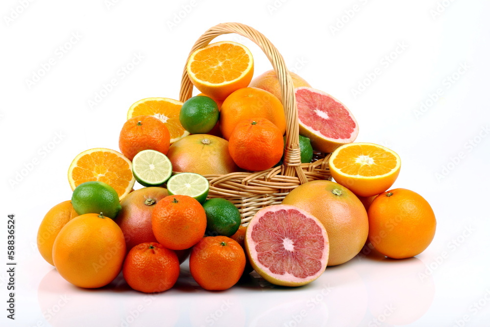 Arance,lime,pompelmo rosa e mandarini Arance,lime,pompelmo rosa e mandarini
