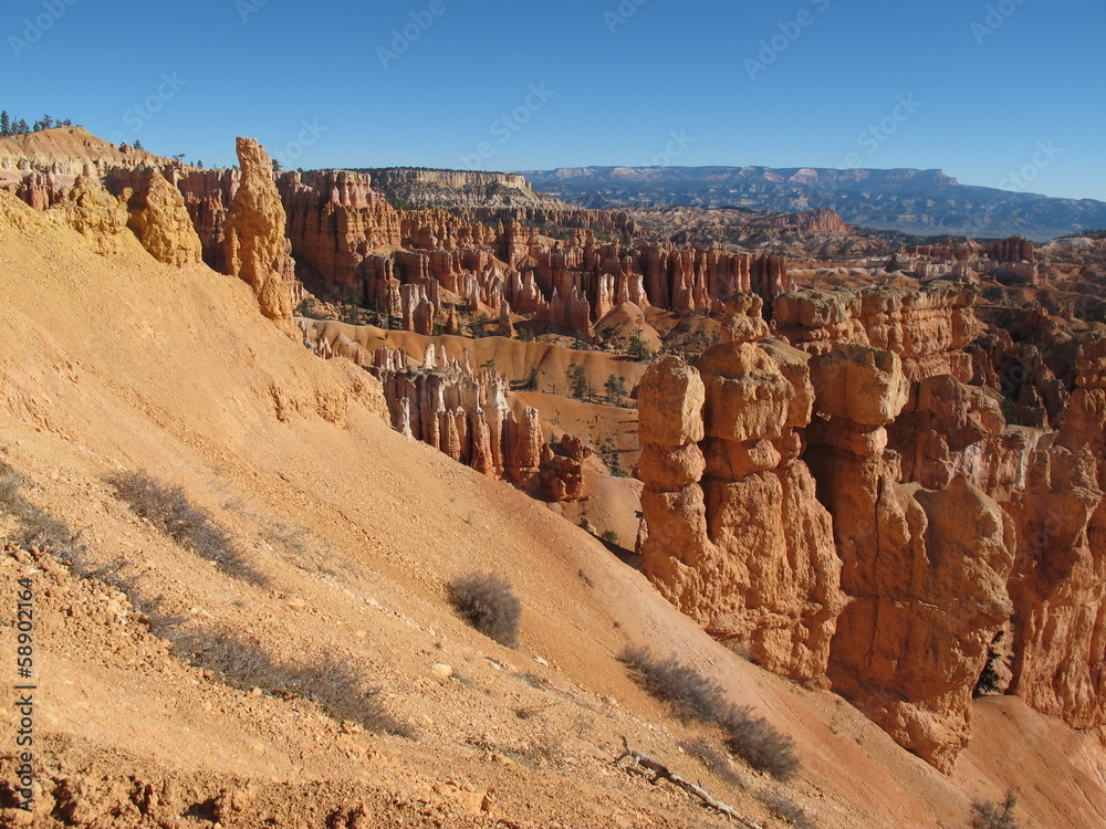Bryce Canyon pente et rochers