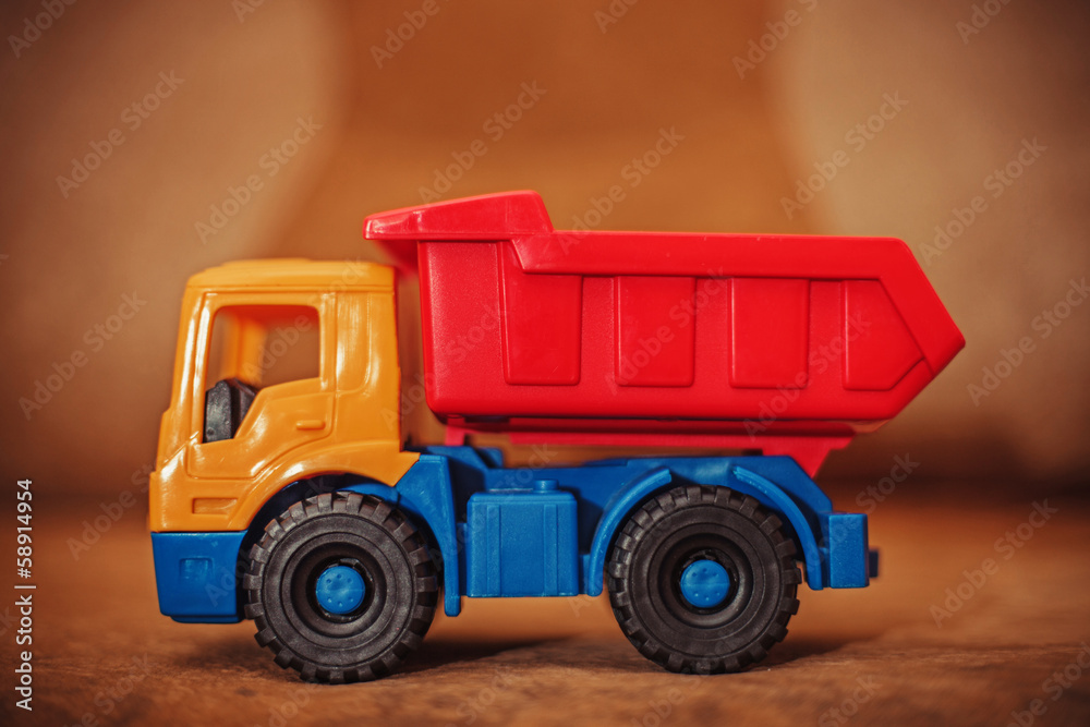 Truck. Truck.