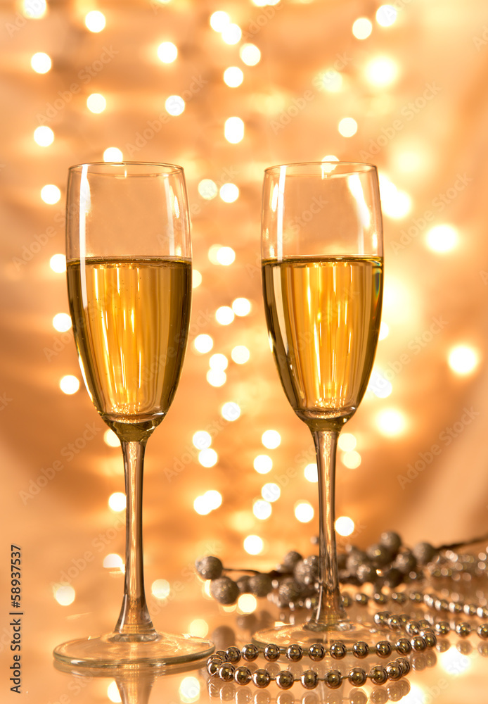 Pair of champagne flutes Pair of champagne flutes