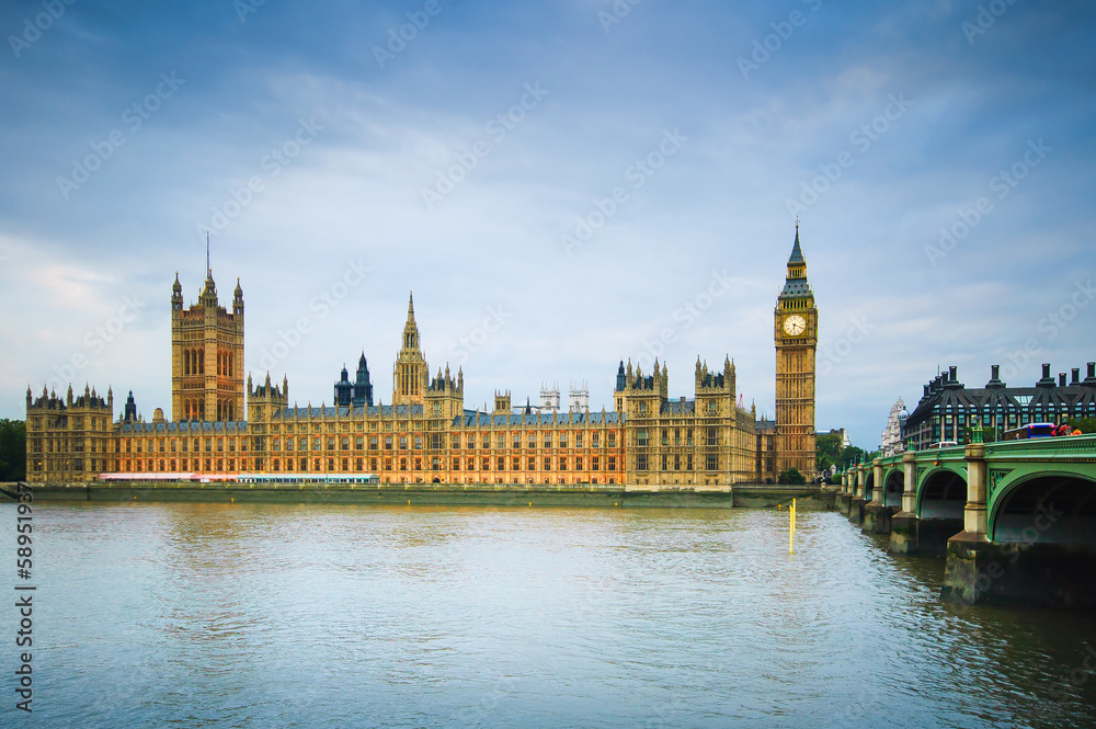 Big Ben, Houses of Parliament, Thames river. London, UK Big Ben, Houses of Parliament, Thames river. London, UK