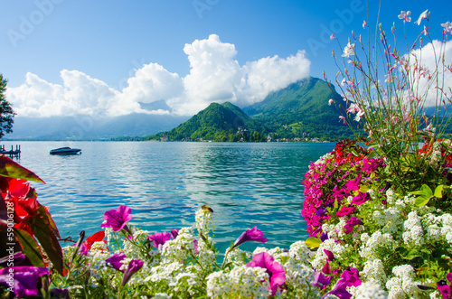 Fototapeta Naklejka Na Ścianę i Meble -  Landschaft Annecy See